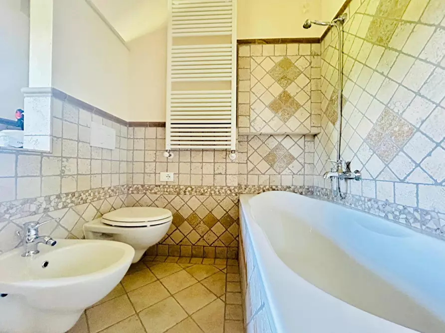 Immagine 8 di Casa bifamiliare in vendita  a Empoli