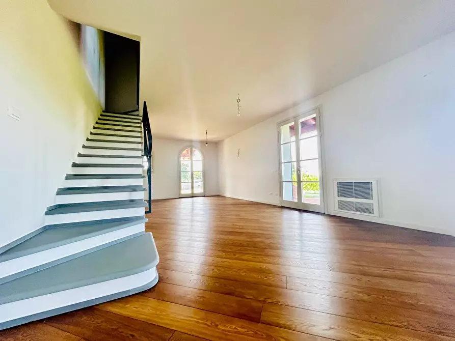 Immagine 5 di Casa bifamiliare in vendita  a Empoli