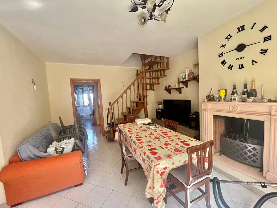 Immagine 4 di Appartamento in vendita  a Crespina Lorenzana