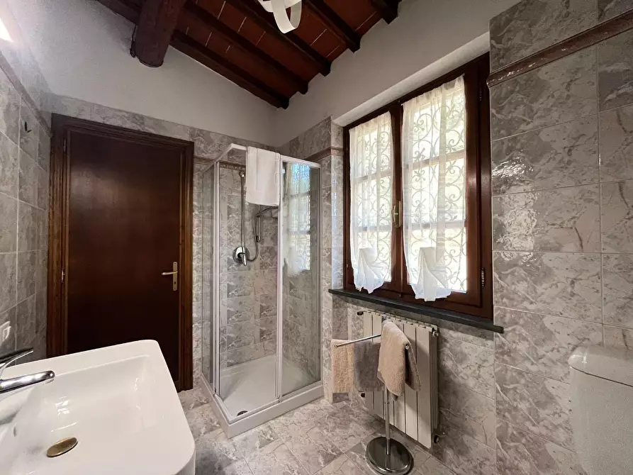 Immagine 10 di Casa indipendente in vendita  a Calci