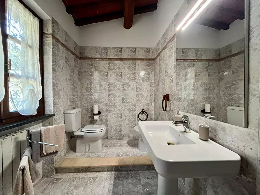 Immagine 8 di Casa indipendente in vendita  a Calci