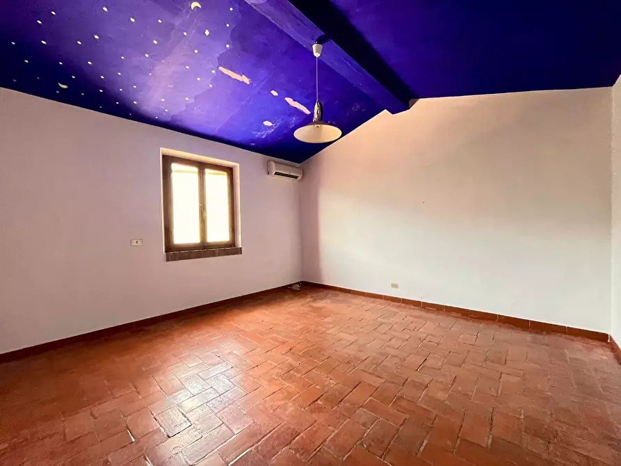 Immagine 18 di Villa in vendita  a Calci