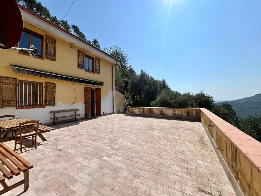 Immagine 29 di Villa in vendita  a Calci