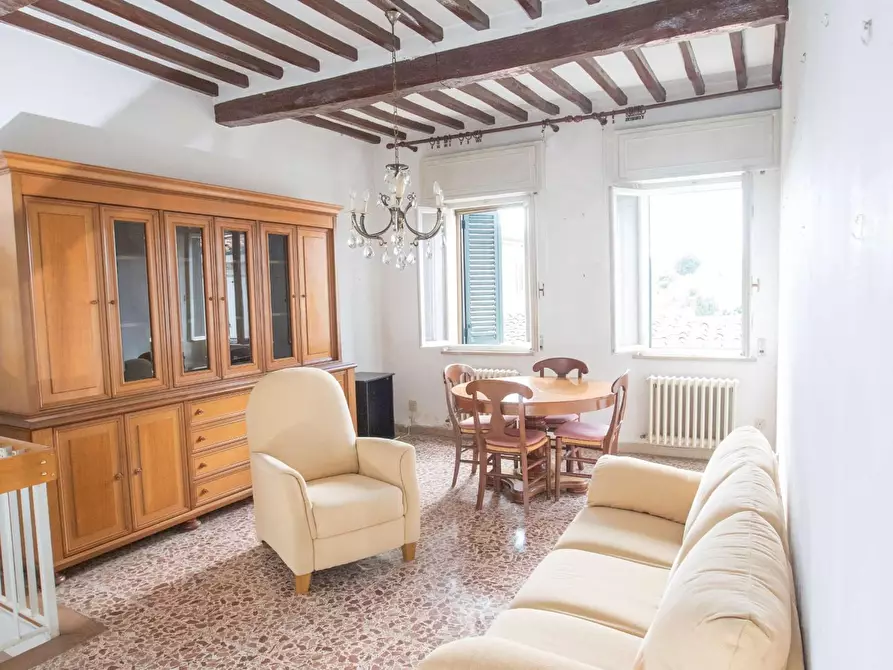 Immagine 10 di Porzione di casa in vendita  a Fauglia