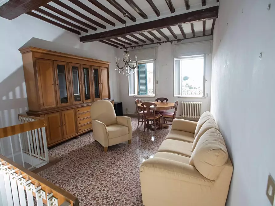 Immagine 11 di Porzione di casa in vendita  a Fauglia