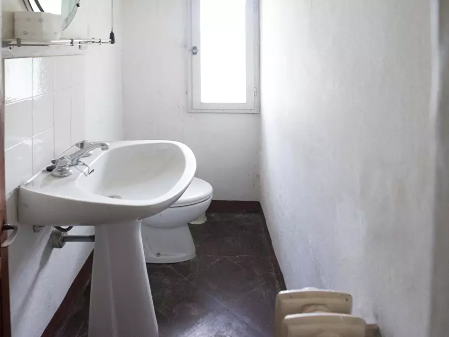 Immagine 22 di Porzione di casa in vendita  a Fauglia