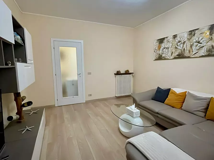 Immagine 2 di Appartamento in vendita  a Colle Di Val D'elsa