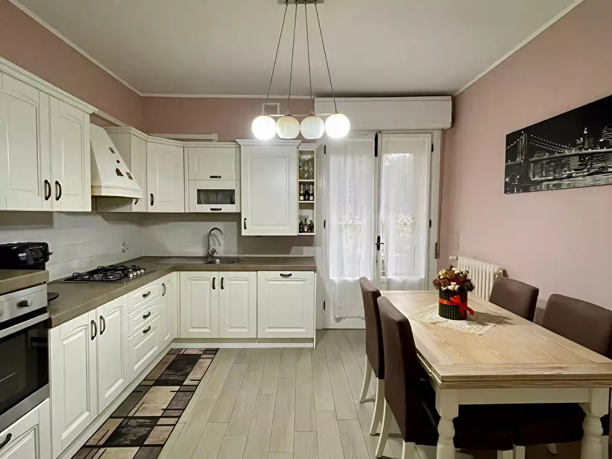 Immagine 3 di Appartamento in vendita  a Colle Di Val D'elsa