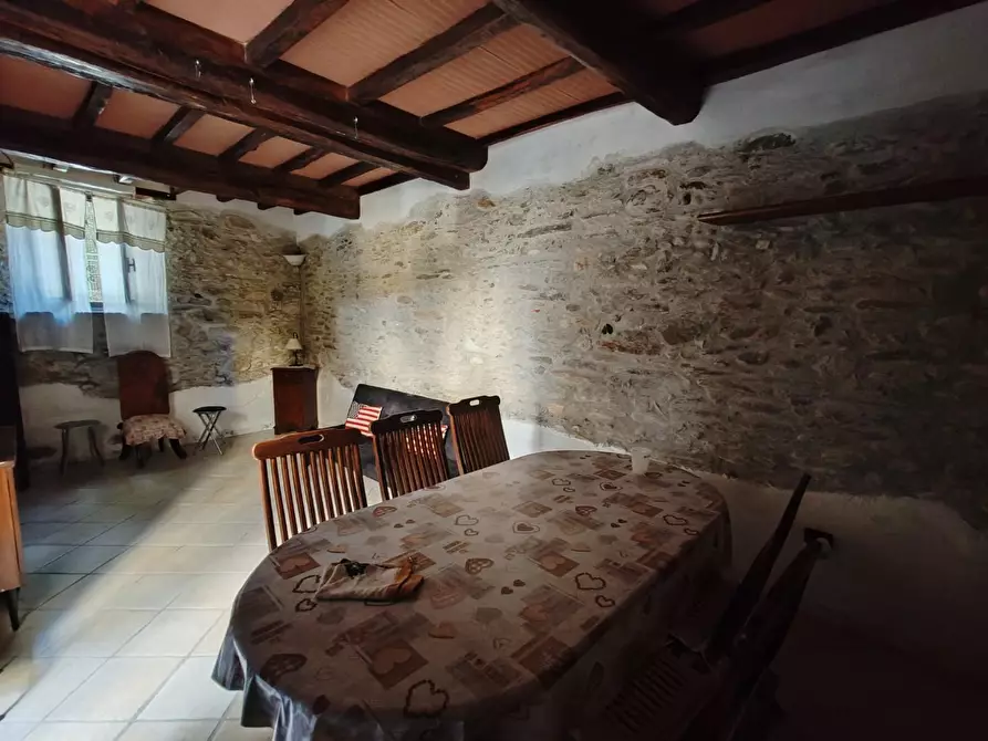 Immagine 23 di Terratetto in vendita  a Massa