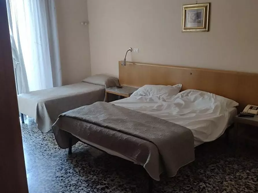 Immagine 4 di Albergo/B&B/Residence in vendita  a Borgo A Mozzano