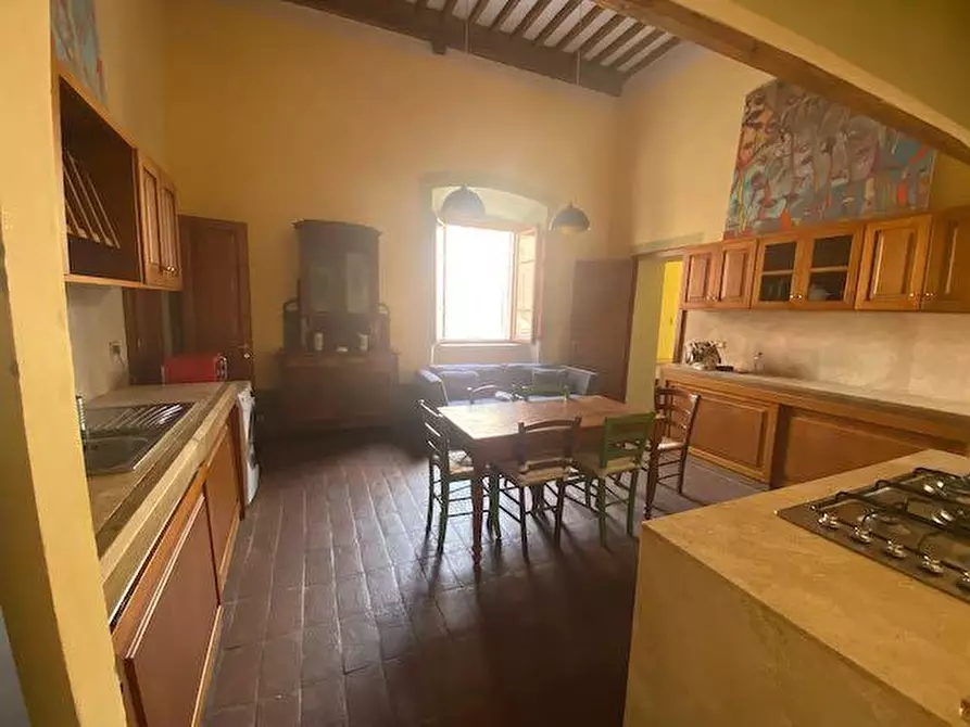 Immagine 4 di Appartamento in vendita  a Pisa