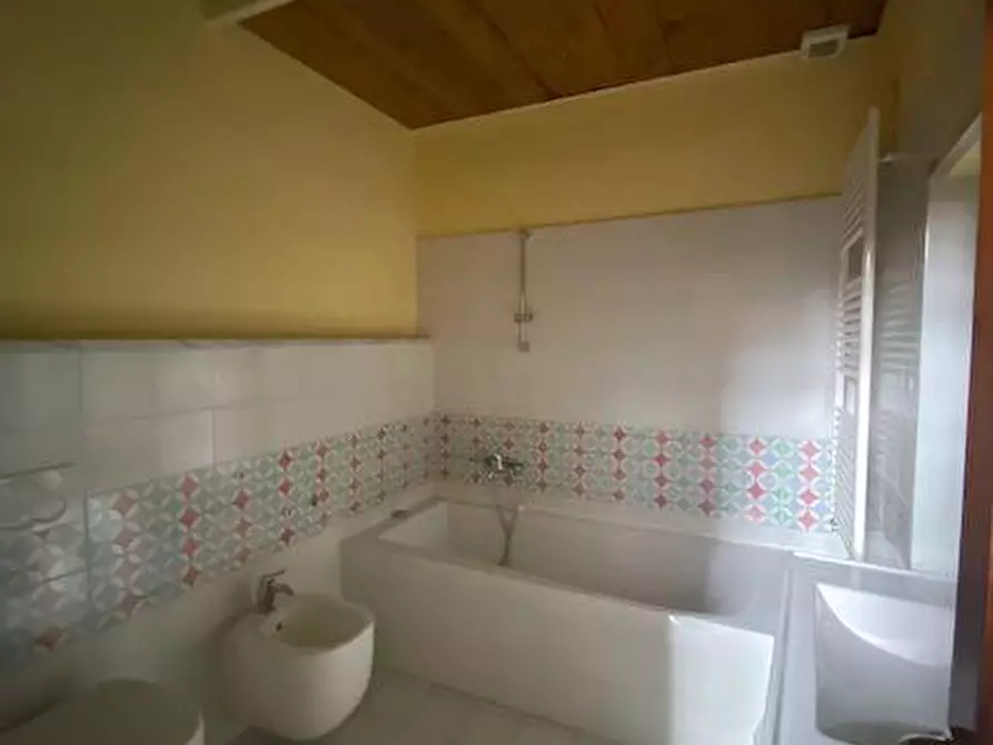 Immagine 11 di Appartamento in vendita  a Pisa