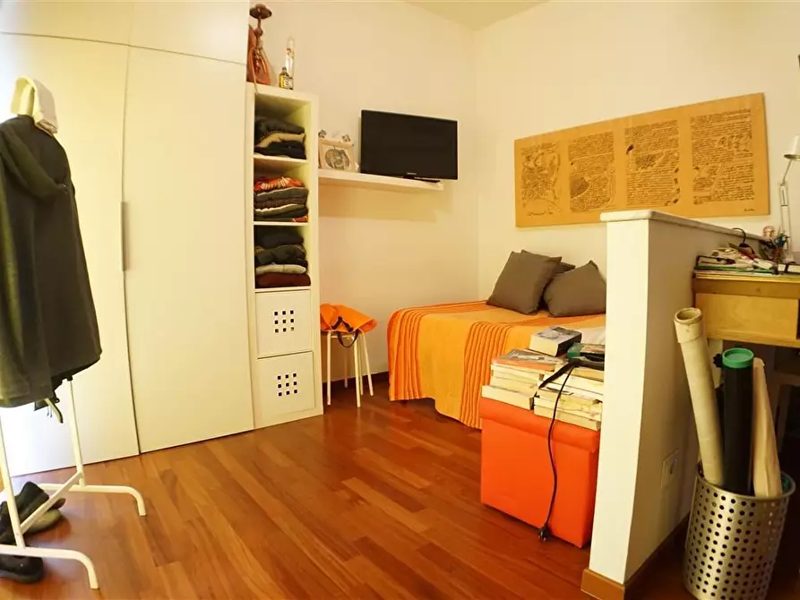 Immagine 18 di Appartamento in vendita  a Carrara