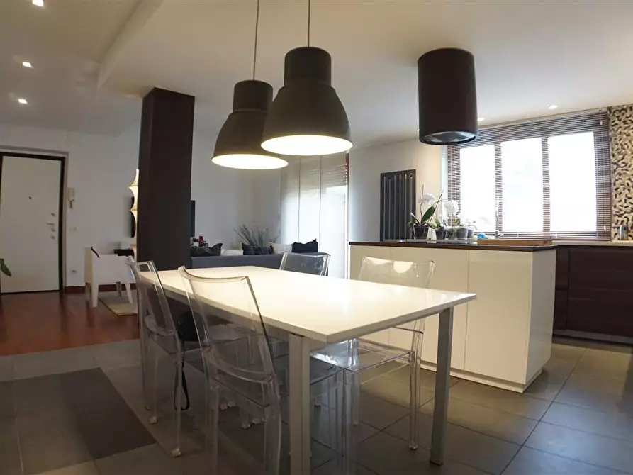 Immagine 8 di Appartamento in vendita  a Carrara