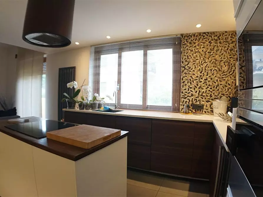 Immagine 9 di Appartamento in vendita  a Carrara