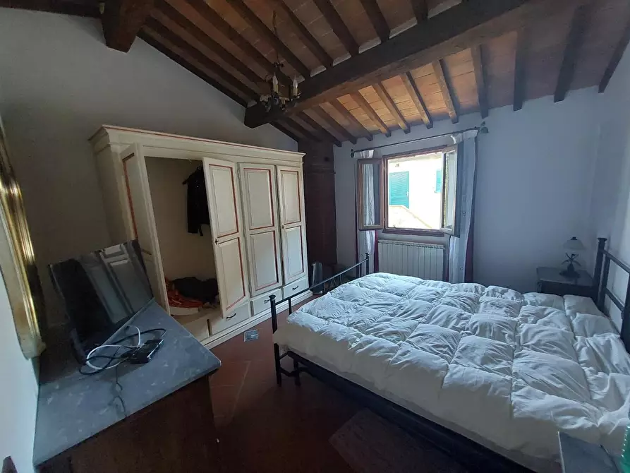 Immagine 22 di Villa in vendita  a Vicopisano