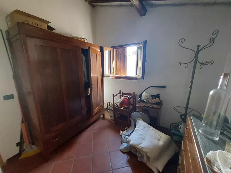 Immagine 26 di Villa in vendita  a Vicopisano