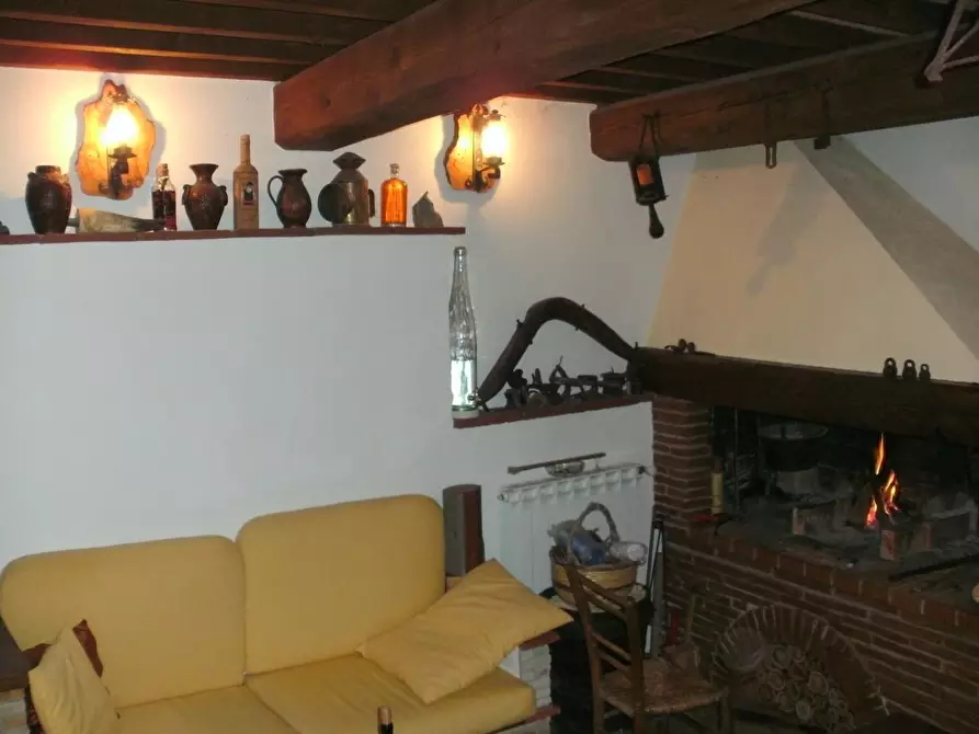 Immagine 29 di Villa in vendita  a Vicopisano