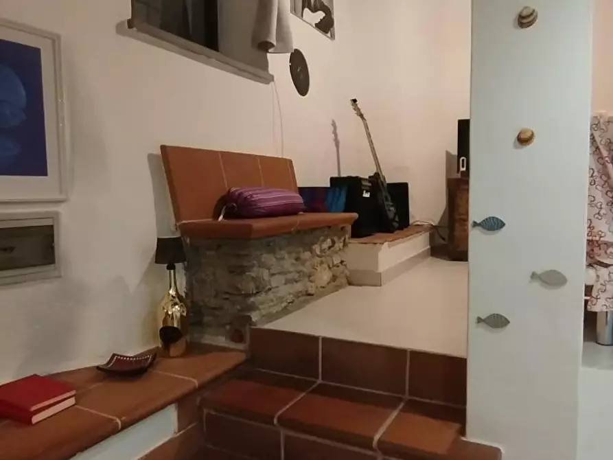 Immagine 10 di Appartamento in vendita  a Ameglia