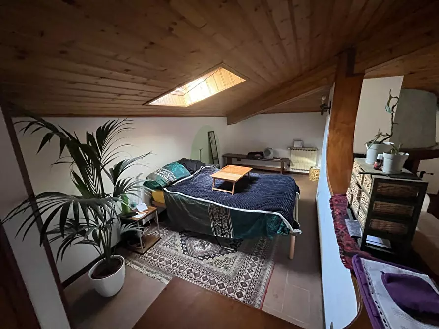 Immagine 17 di Appartamento in vendita  a Carrara