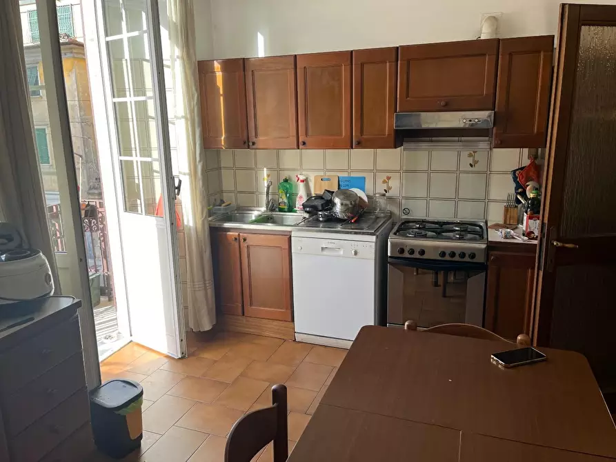 Immagine 5 di Appartamento in vendita  a Carrara