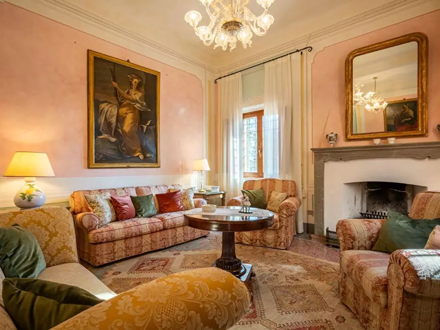 Immagine 26 di Villa in vendita  a Terricciola