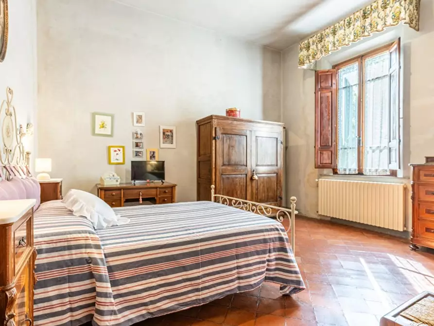 Immagine 31 di Villa in vendita  a Terricciola