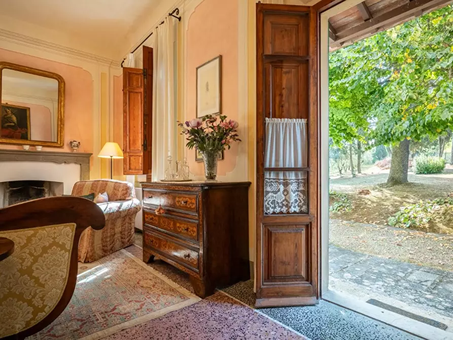 Immagine 24 di Villa in vendita  a Terricciola