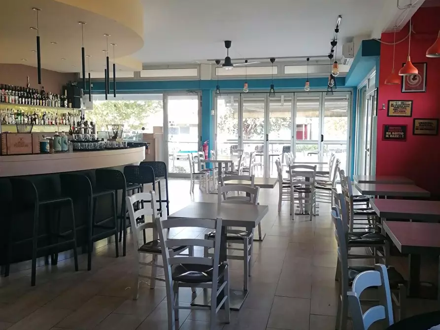 Immagine 4 di Bar / Ristorante in vendita  a Castelnuovo Magra