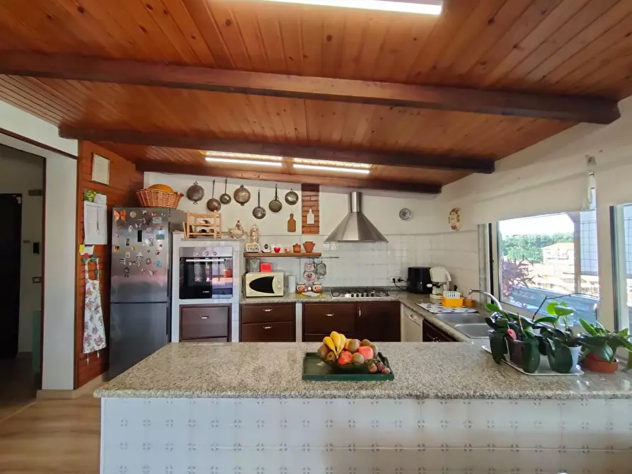 Immagine 8 di Mansarda in vendita  a Massa