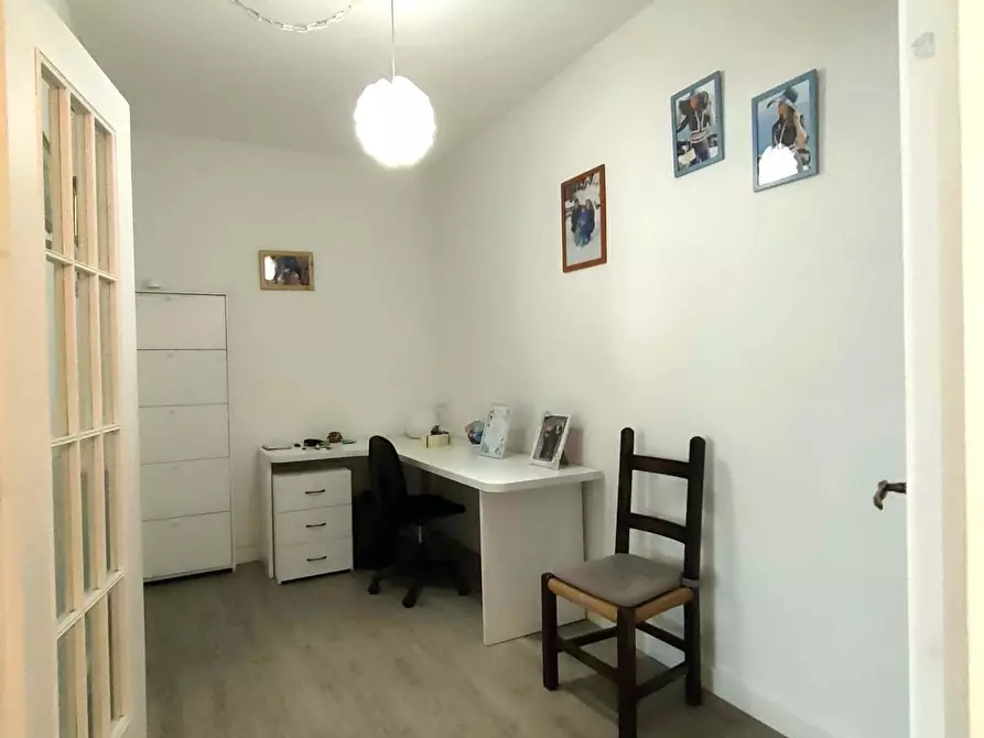 Immagine 9 di Appartamento in vendita  a Massa