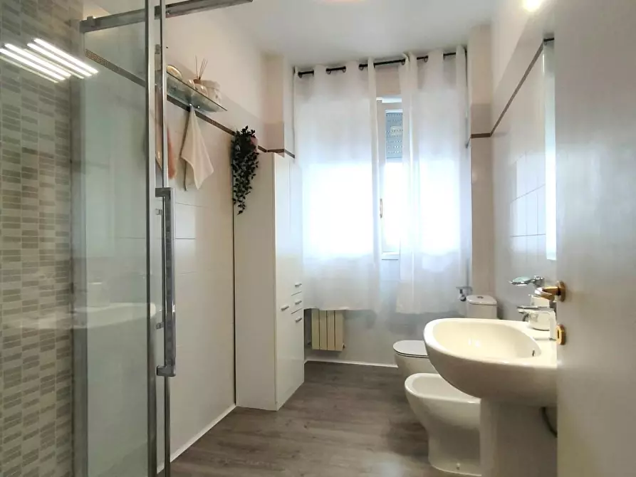 Immagine 10 di Appartamento in vendita  a Massa