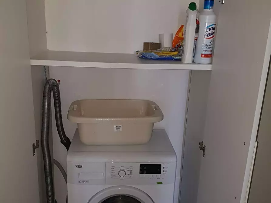 Immagine 11 di Appartamento in vendita  a Pisa