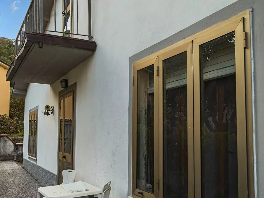 Immagine 28 di Villa in vendita  a Vagli Sotto