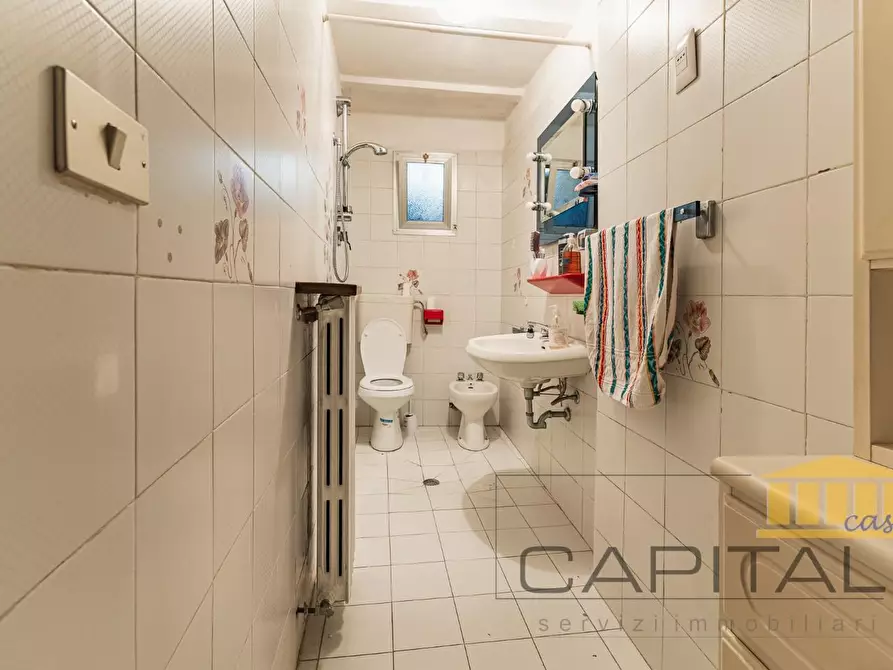 Immagine 25 di Villa in vendita  a Vagli Sotto