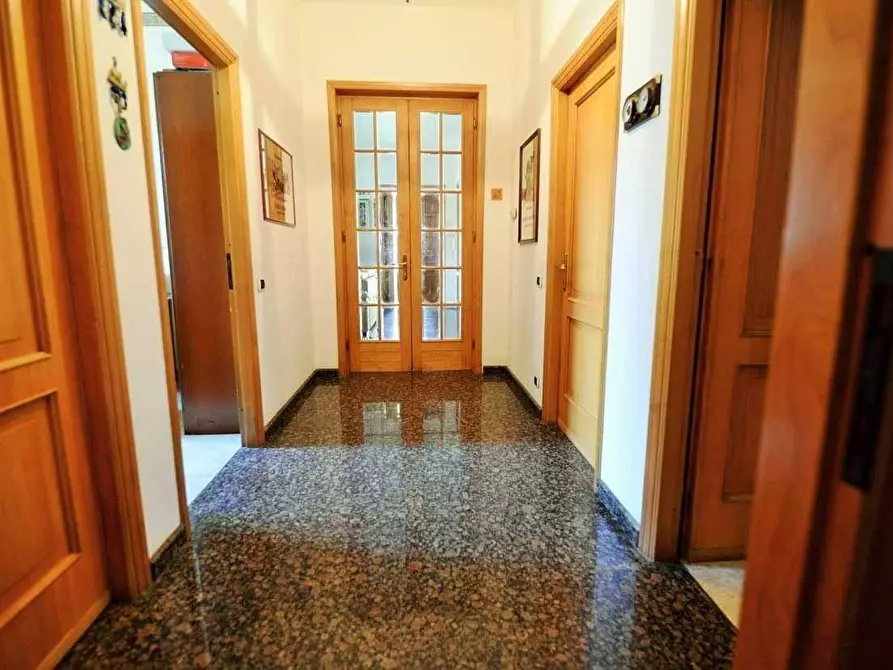 Immagine 8 di Villa in vendita  a Fosdinovo