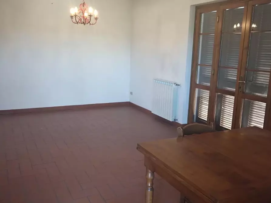 Immagine 1 di Casa bifamiliare in vendita  a Fosdinovo