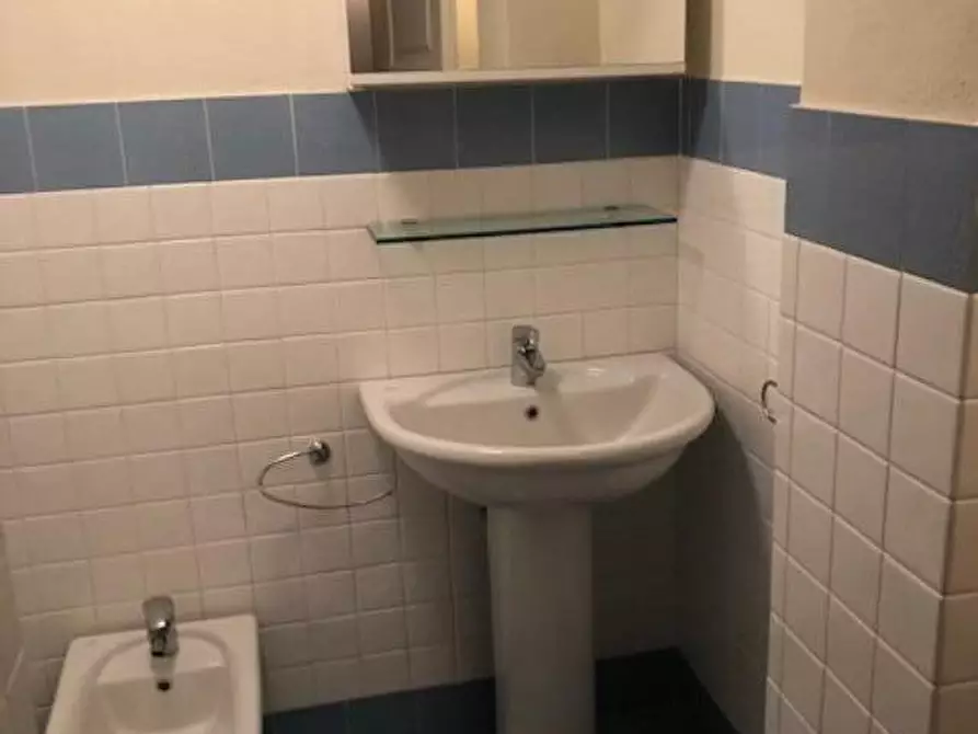 Immagine 10 di Casa quadrifamiliare in vendita  a Castelnuovo Magra