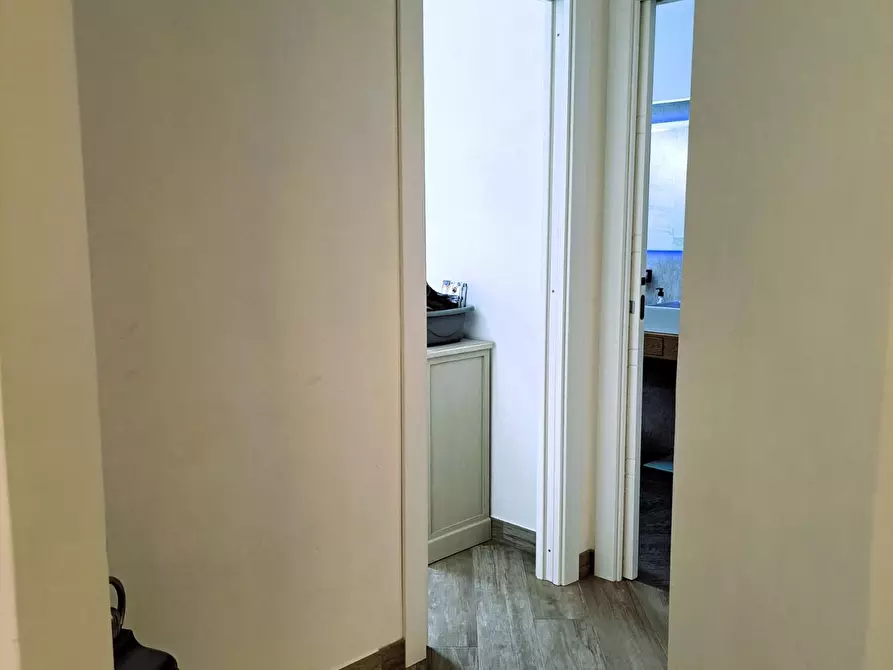 Immagine 14 di Appartamento in vendita  a Carrara