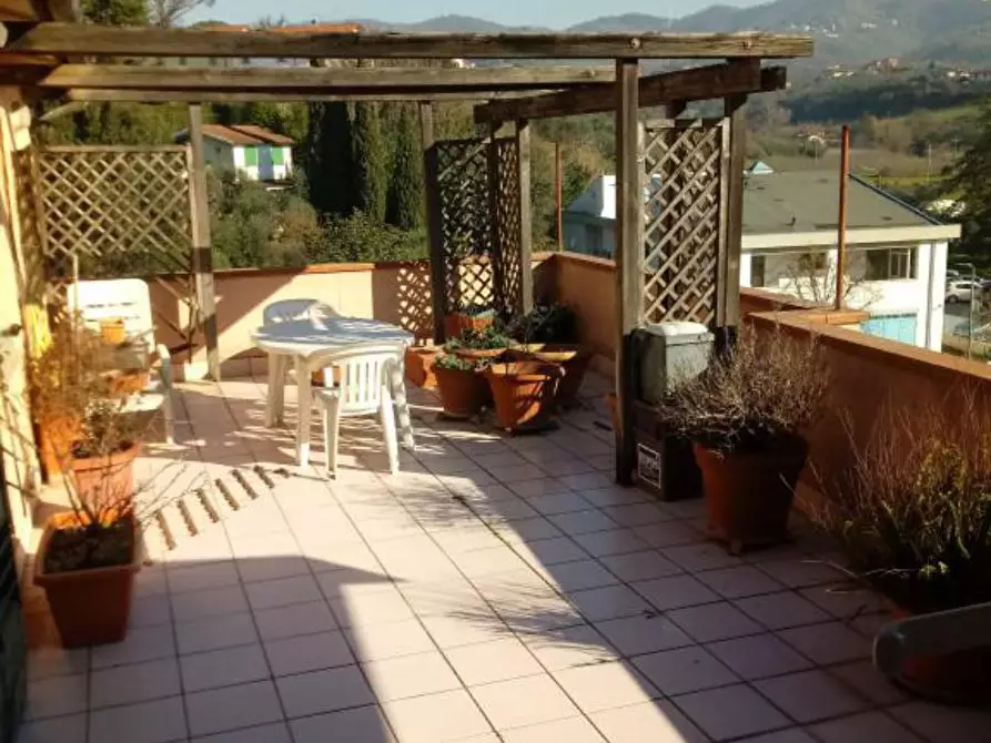Immagine 11 di Appartamento in vendita  a Lamporecchio