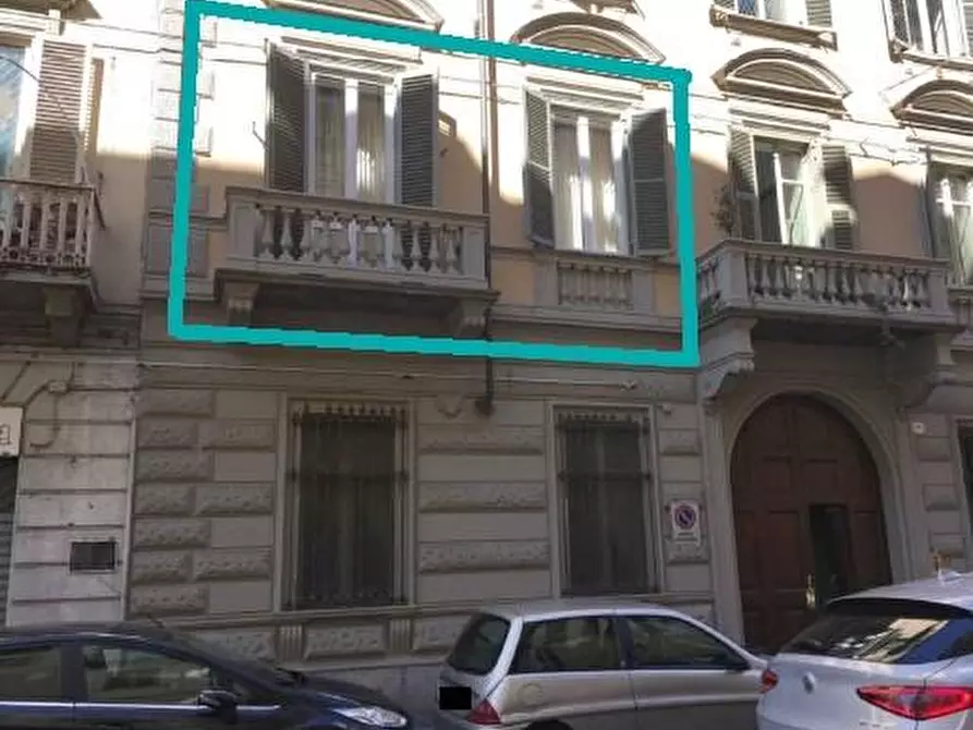 Immagine 1 di Appartamento in vendita  a Torino