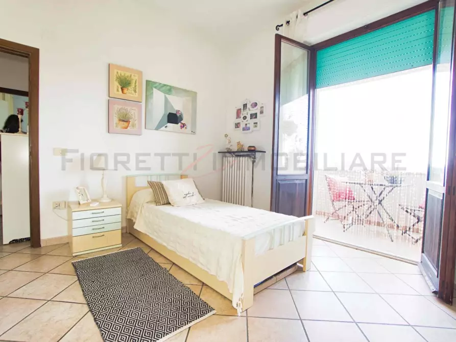 Immagine 21 di Appartamento in vendita  a Suvereto