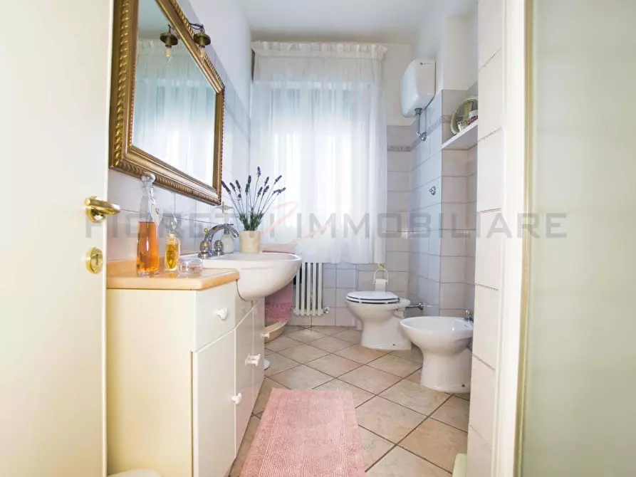 Immagine 24 di Appartamento in vendita  a Suvereto