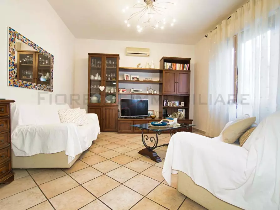 Immagine 5 di Appartamento in vendita  a Suvereto