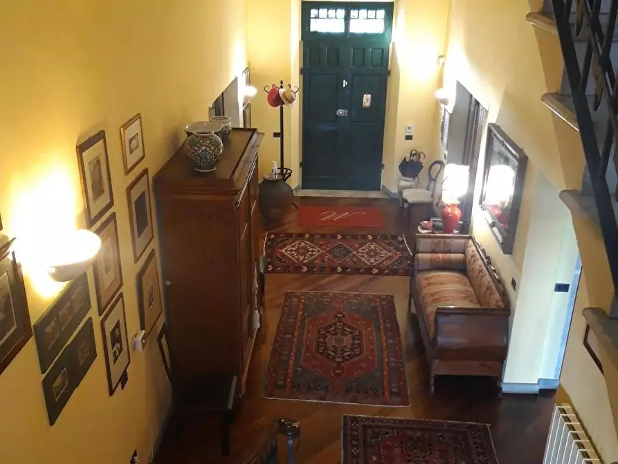 Immagine 13 di Villa in vendita  a Carrara