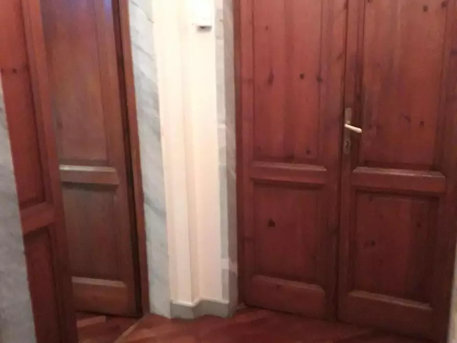 Immagine 21 di Villa in vendita  a Carrara