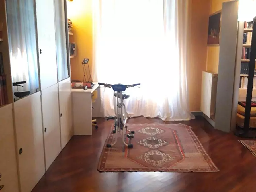 Immagine 15 di Villa in vendita  a Carrara