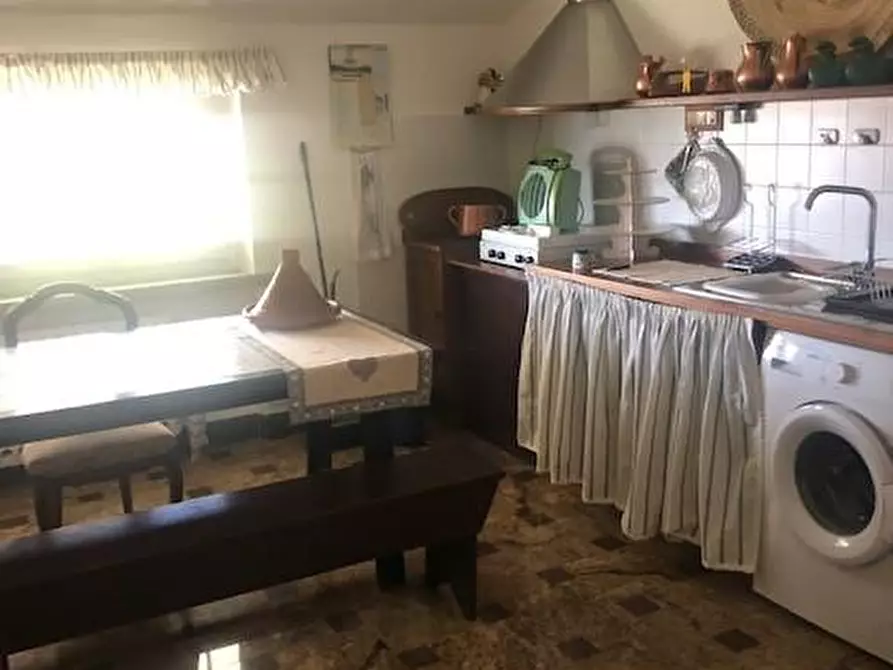 Immagine 26 di Villa in vendita  a Fosdinovo