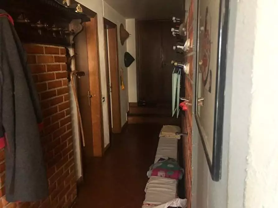 Immagine 34 di Villa in vendita  a Fosdinovo