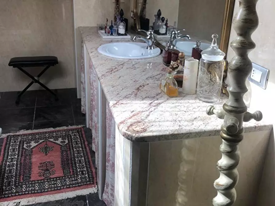 Immagine 21 di Casa indipendente in vendita  a Fosdinovo